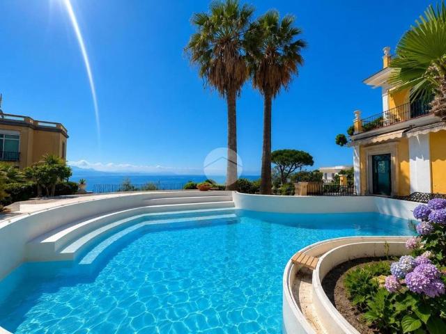 Villa in vendita a Napoli NA