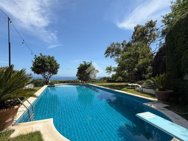 Villa in vendita a Napoli