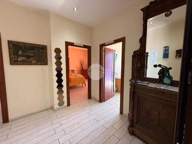 Palazzo in vendita a Napoli