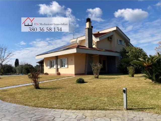 Villa in vendita a Nettuno RM