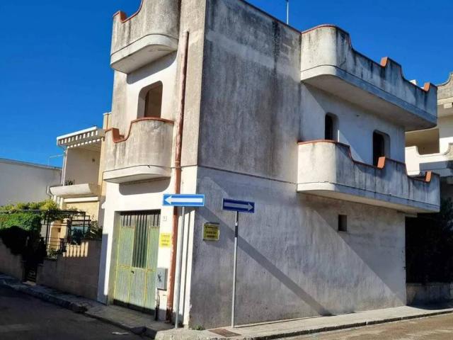 Villa in vendita a Neviano LE
