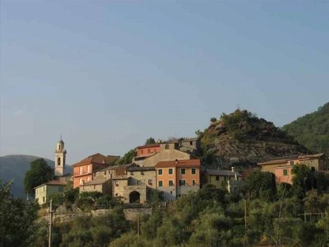 Villa in vendita a Ne GE