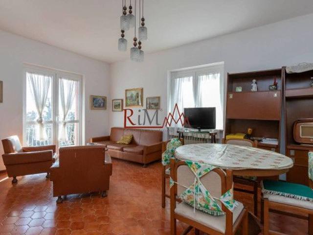Villa in vendita a Nebbiuno