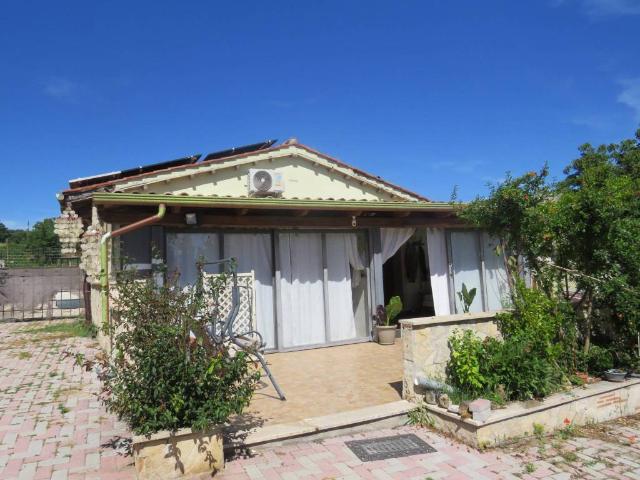 Villa in vendita a Nepi VT