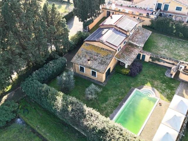 Villa in vendita a Nepi VT