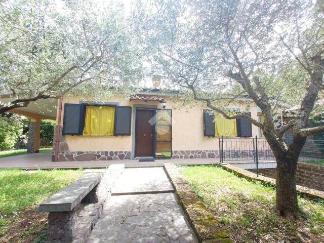 Villa in vendita a Nepi VT