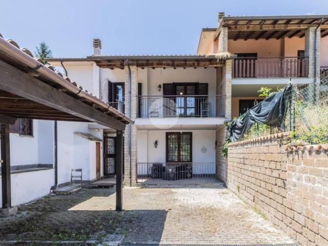 Villa in vendita a Nepi VT