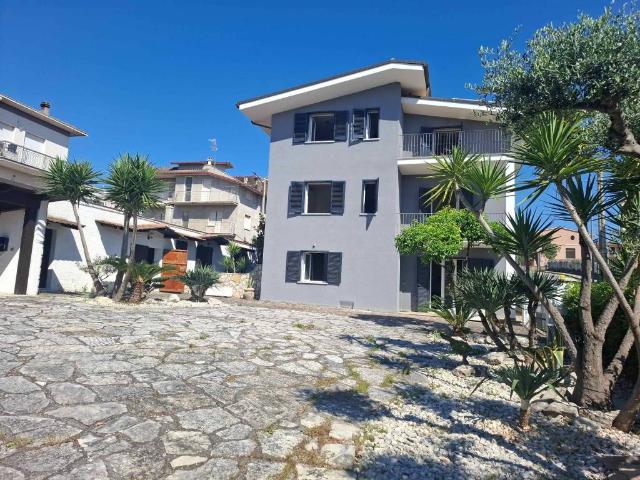 Villa in vendita a Nereto TE