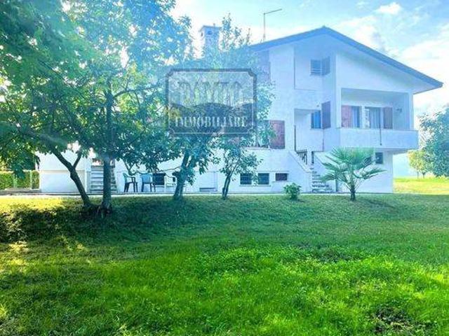 Villa in vendita a Nervesa della Battaglia TV
