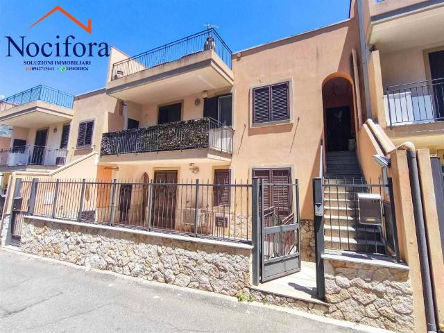 Villa in vendita a Nizza di Sicilia ME