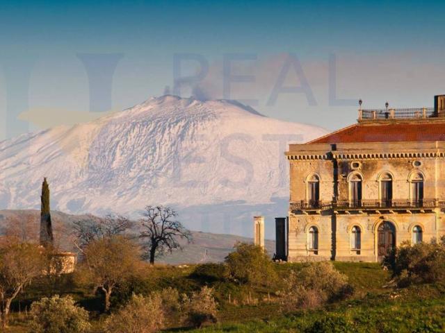 Villa in vendita a Nicosia EN