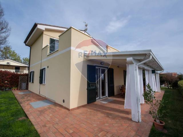 Villa in vendita a Numana AN