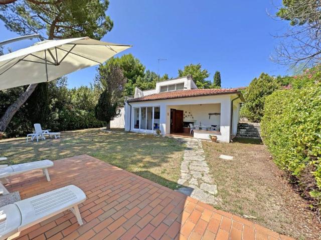 Villa in vendita a Numana AN