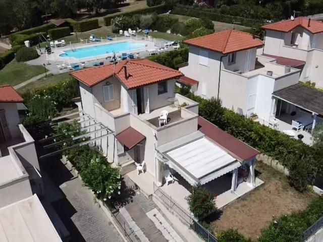 Villa in vendita a Numana AN