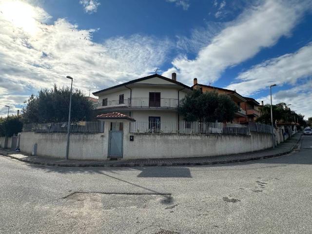Villa in vendita a Soverato CZ