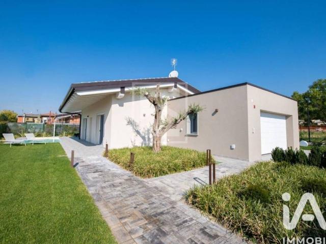 Villa in vendita a Soiano del Lago BS