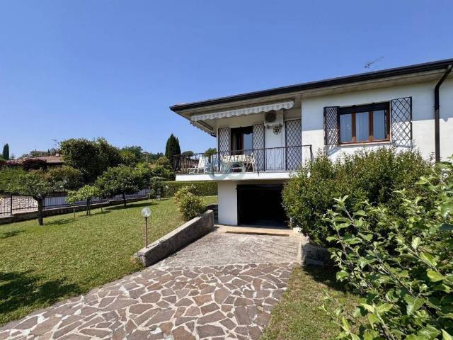 Villa in vendita a Soiano del Lago BS