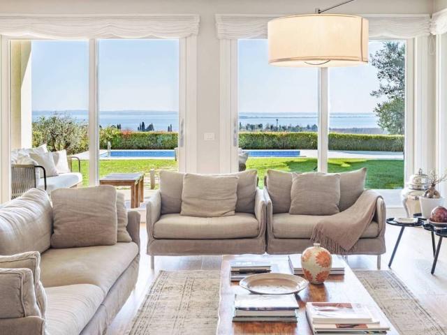 Villa in vendita a Soiano del Lago BS