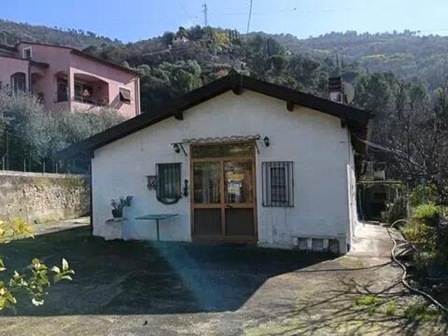 Villa in vendita a Soldano IM