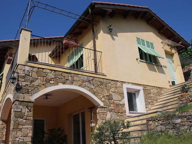 Villa in vendita a Soldano IM