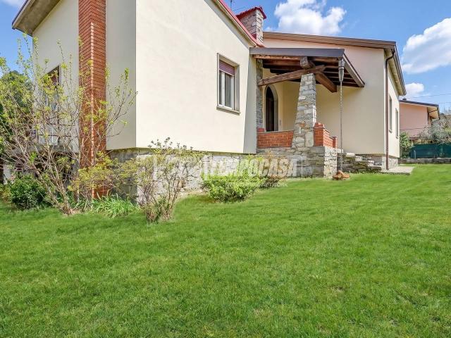 Villa in vendita a Somma Lombardo