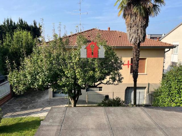 Villa in vendita a Somma Lombardo VA