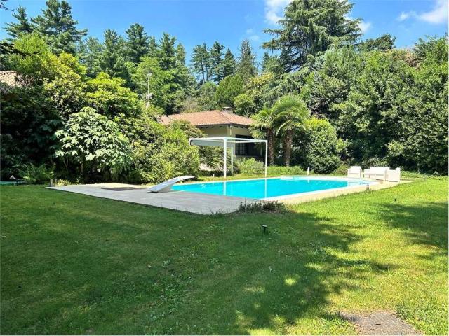 Villa in vendita a Somma Lombardo VA