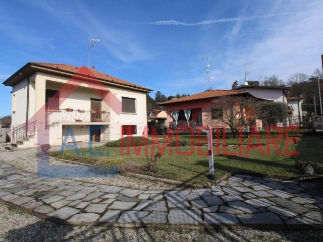 Villa in vendita a Somma Lombardo VA