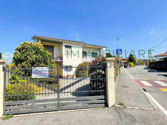 Villa in vendita a Somma Lombardo VA