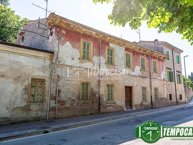 Villa in vendita a Sommacampagna