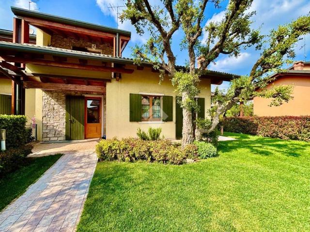 Villa in vendita a Sommacampagna VR