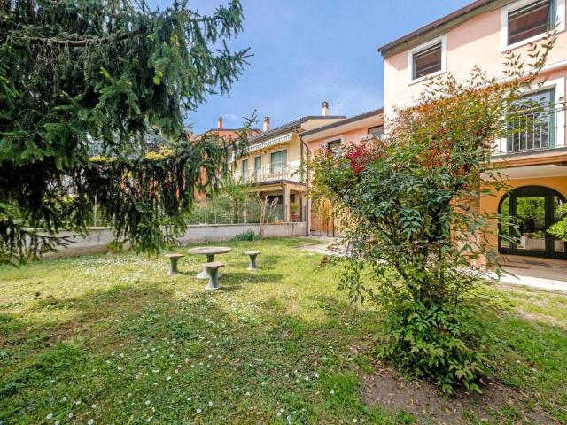 Villa in vendita a Sona VR