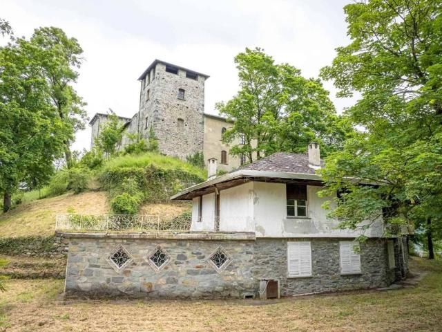 Villa in vendita a Sondrio SO