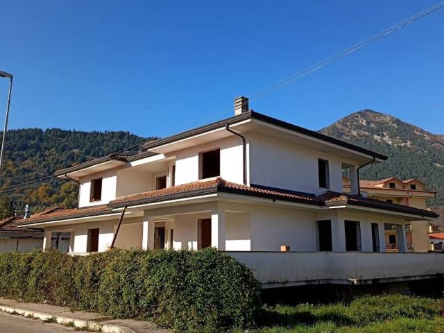 Villa in vendita a Sora FR