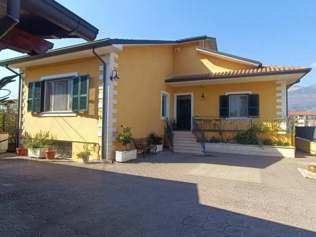 Villa in vendita a Sora FR
