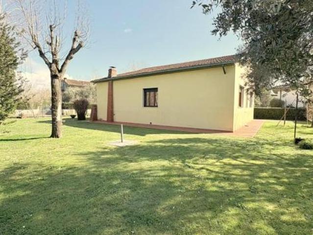 Villa in vendita a Sorbano Del Vescovo Lucca 150 mq Rif: 1399860