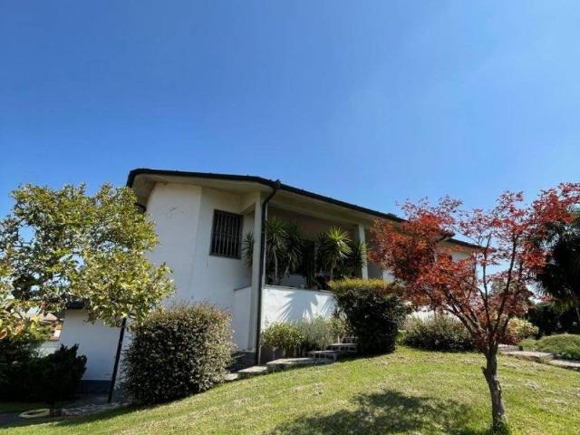 Villa in vendita a Soresina CR