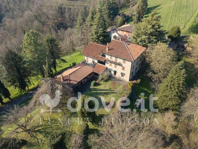 Villa in vendita a Sorisole