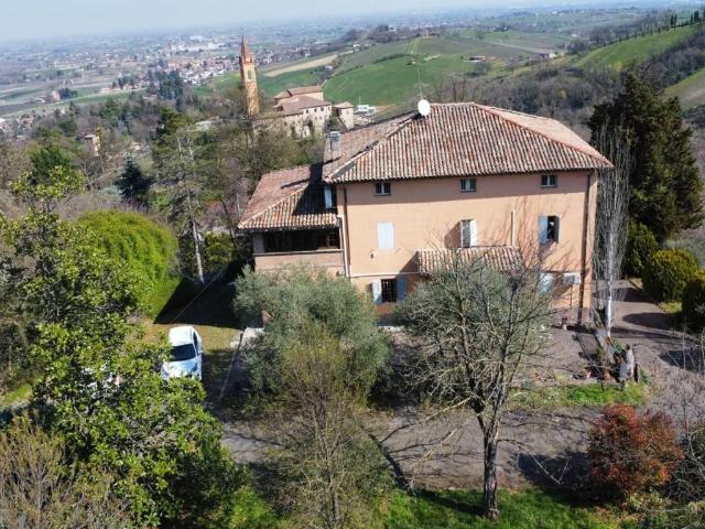 Villa in vendita a Savignano sul Panaro MO