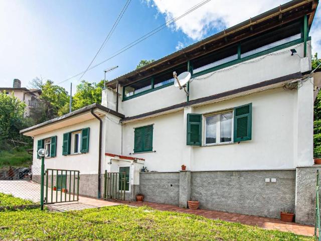 Villa in vendita a Savignone GE