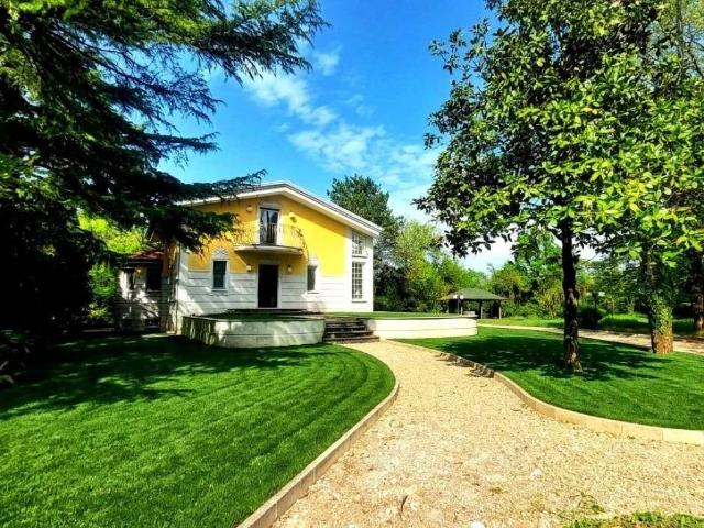 Villa in vendita a Savogna d'Isonzo GO