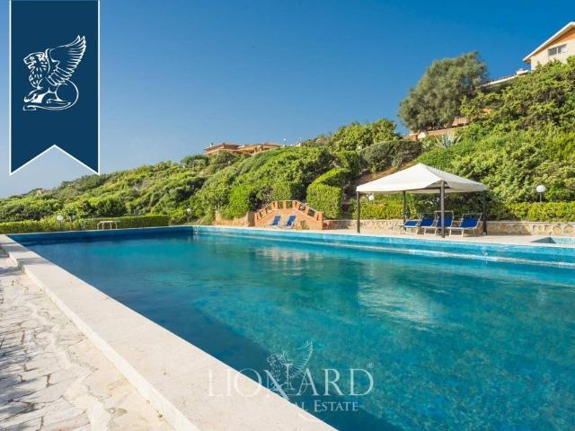 Villa in vendita a Sabaudia LT