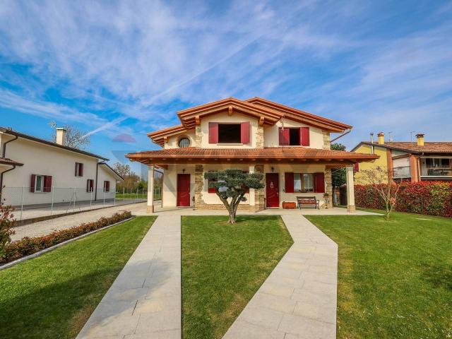 Villa in vendita a Saccolongo