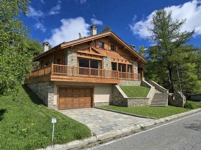 Villa in vendita a Saint Pierre AO