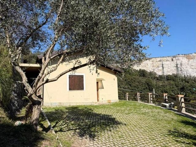 Villa in vendita a Salerno SA