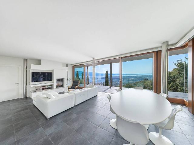 Villa in vendita a Salò BS