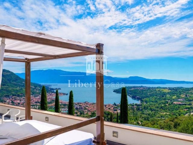Villa in vendita a Salò BS