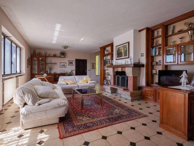 Villa in vendita a Salsomaggiore Terme