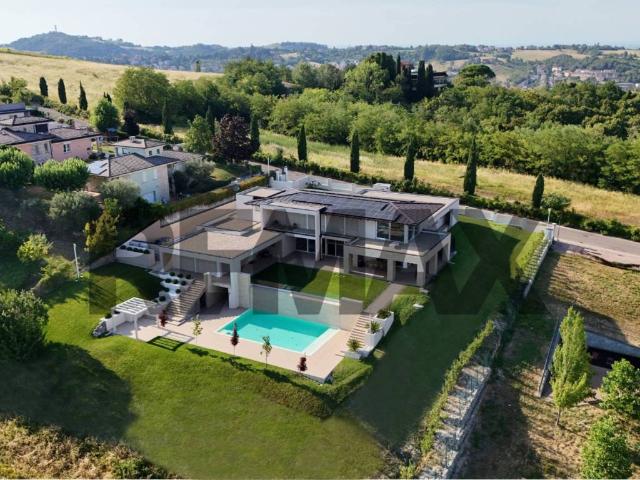 Villa in vendita a Salsomaggiore Terme PR