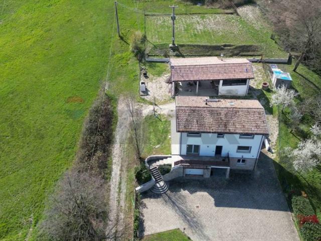 Villa in vendita a Salsomaggiore Terme PR